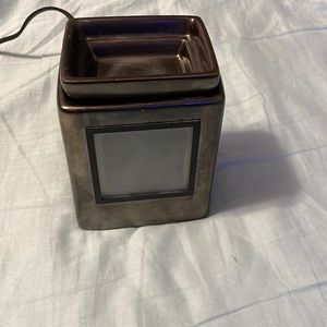 Scentsy Classic Brick Wax Warmer